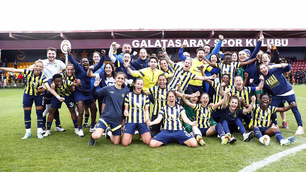 Köln  Derneği Fenerbahçe Petrol Ofisi finalde