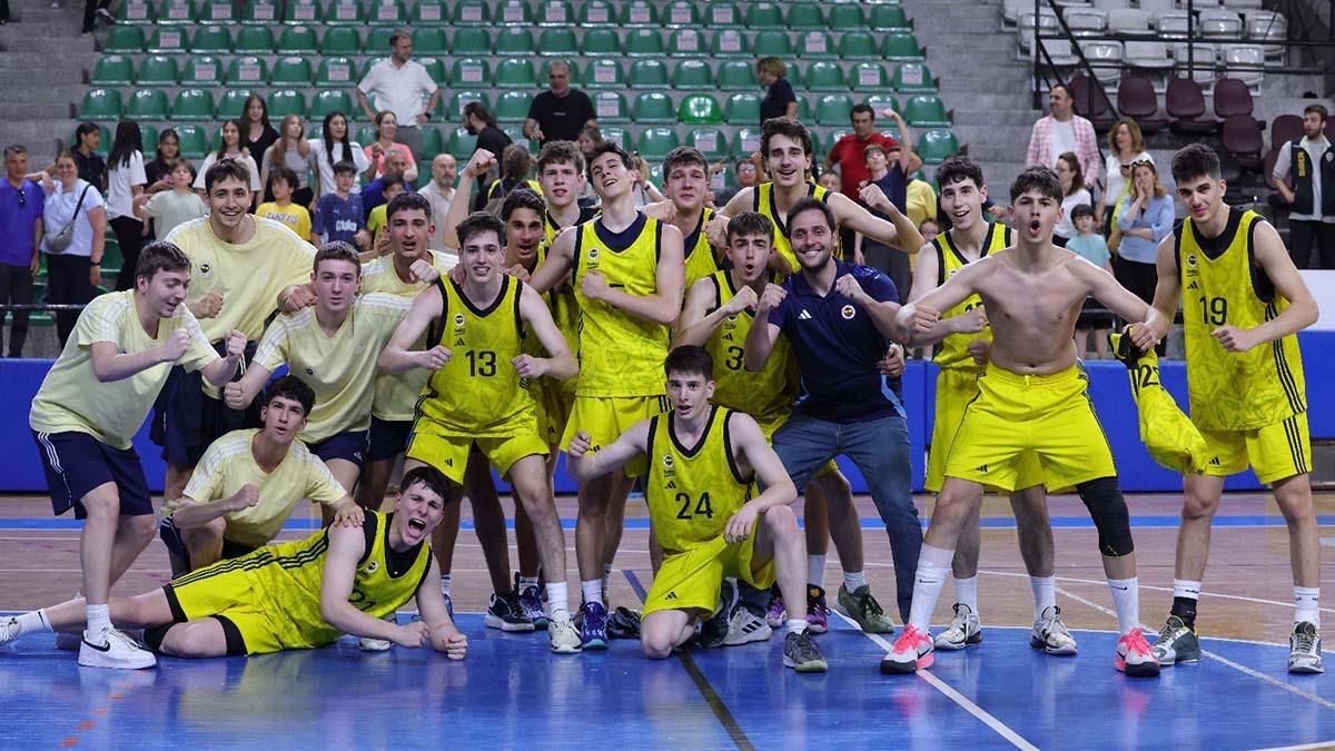 Fenerbahçeli Yarınlar Derneği U16 Erkek Basketbol Takımımız Türkiye Şampiyonası’nda Yarı Finalde