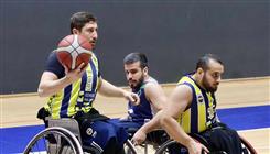 Köln  Derneği Fenerbahçe Göksel Çelik 113-24 Bursa BESK