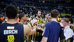 Fenerbahçeli Yarınlar Derneği Fenerbahçe Beko, ligde normal sezonun bitimine iki hafta kala liderliği garantiledi